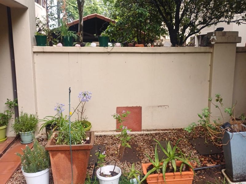 Apartment For Sale In Sandton - Photo 6