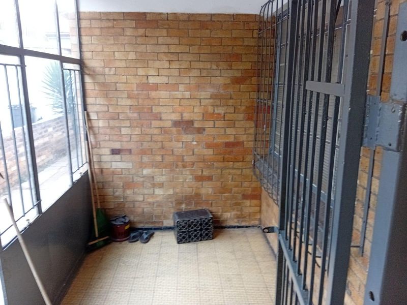 House For Sale In Johannesburg - Photo 5