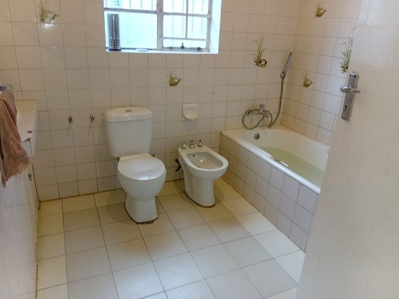 House For Sale In Johannesburg - Photo 9