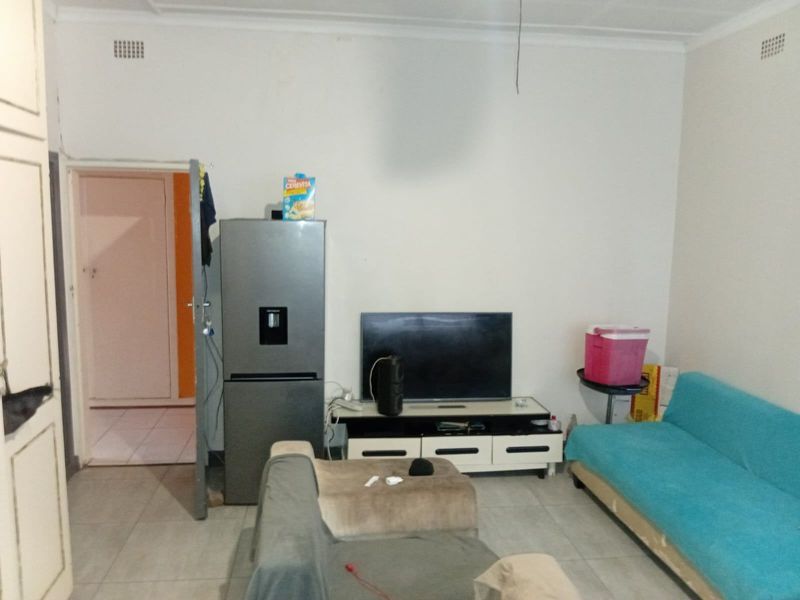 House For Sale In Johannesburg - Photo 6