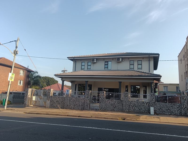 House For Sale In Durban - Photo 2