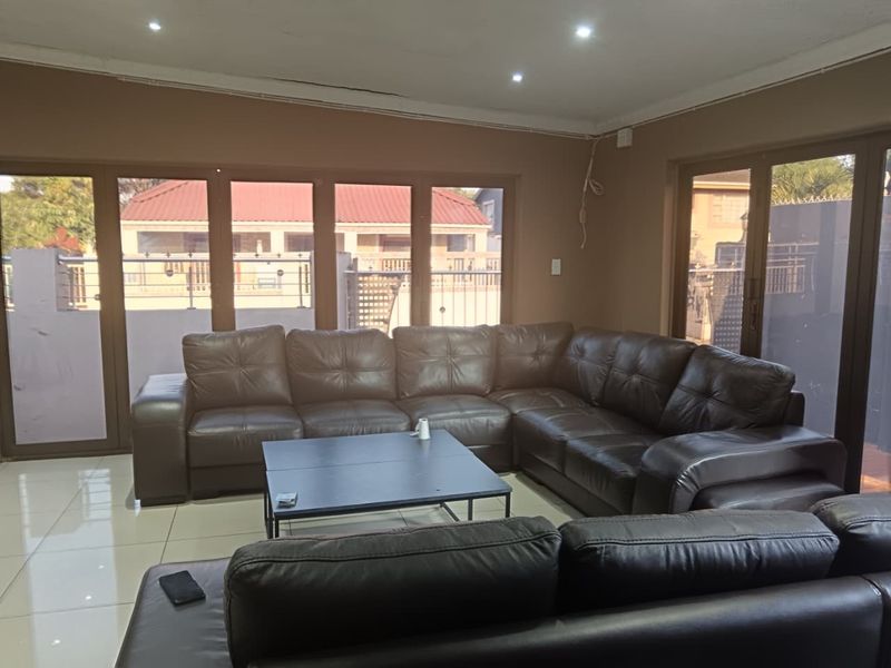 House For Sale In Durban - Photo 4