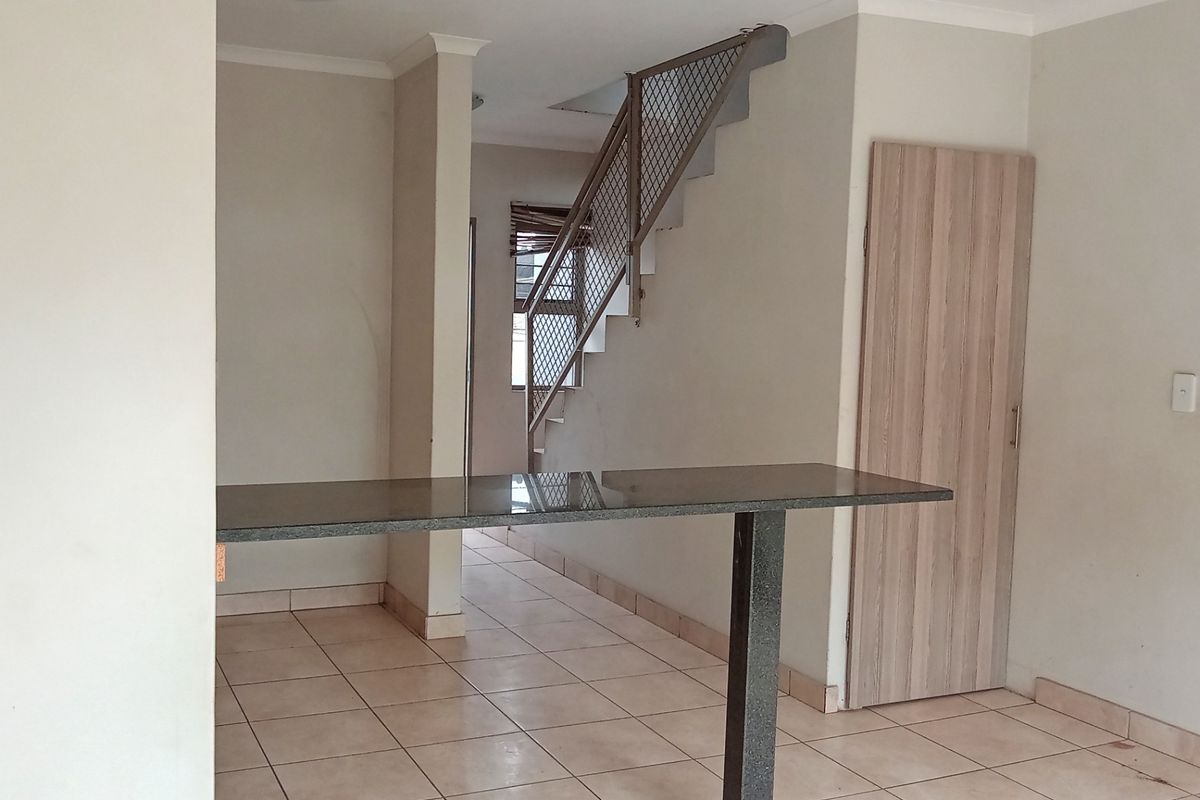 Townhouse For Sale In Witbank - Photo 3