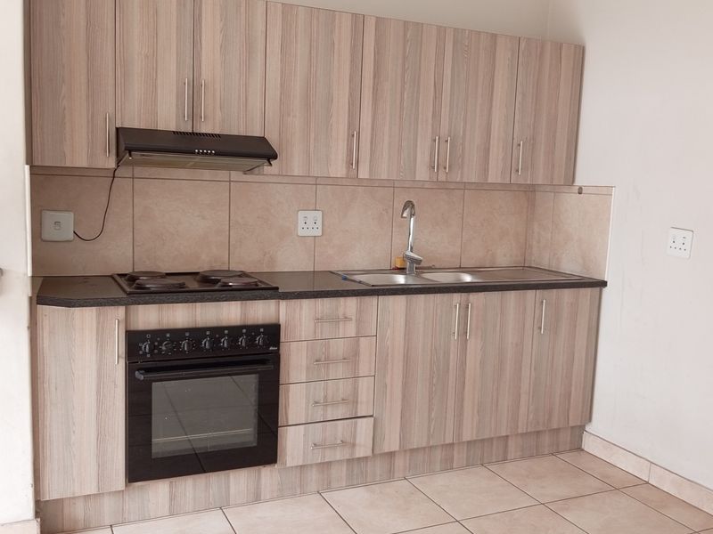Townhouse For Sale In Witbank - Photo 1