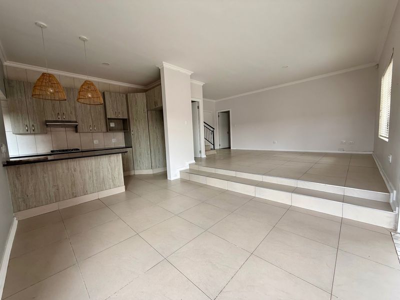 Townhouse Rental Monthly In Bloemfontein - Photo 4