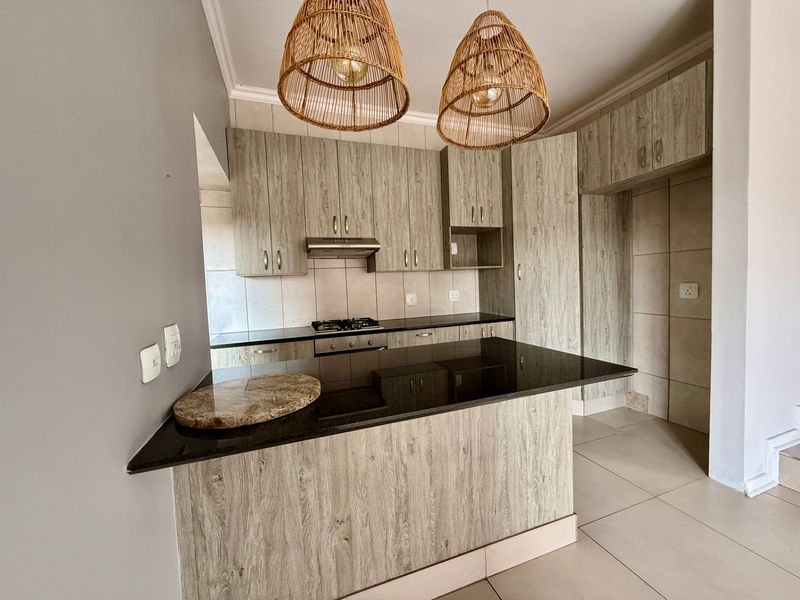 Townhouse Rental Monthly In Bloemfontein - Photo 7