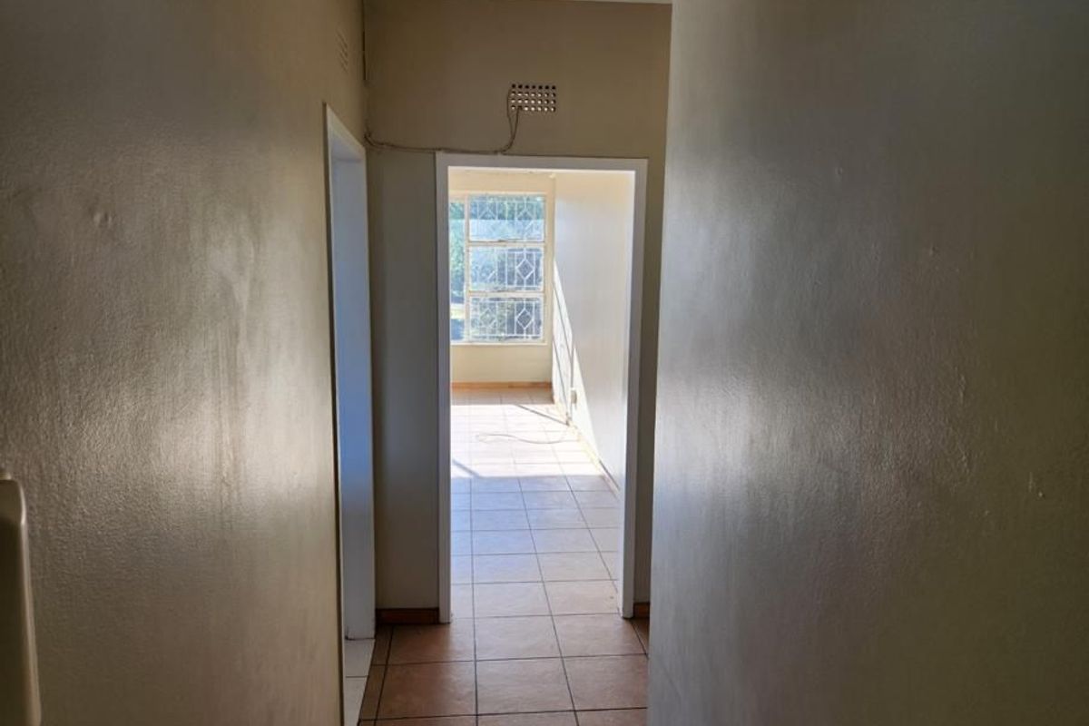 Apartment Rental Monthly In Johannesburg - Photo 2