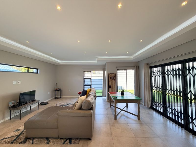 House For Sale In Sandton - Photo 3
