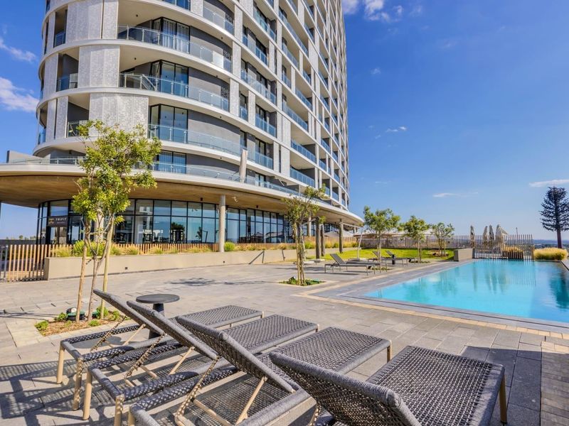 Apartment Rental Monthly In Midrand - Photo 2