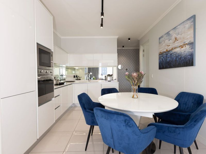 Apartment Rental Monthly In Midrand - Photo 5