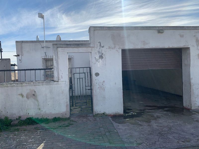 House For Sale In Khayelitsha - Photo 1