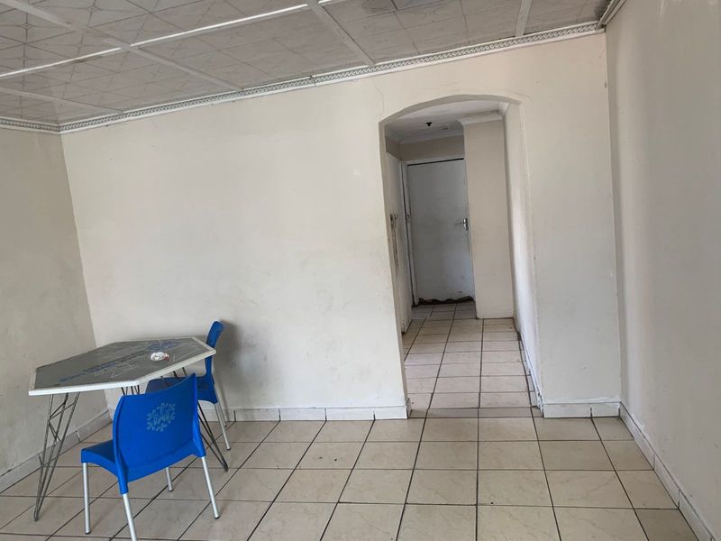 House For Sale In Khayelitsha - Photo 7