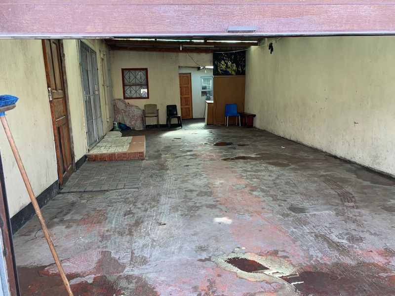 House For Sale In Khayelitsha - Photo 5