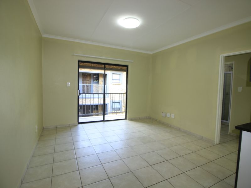 Apartment Rental Monthly In Benoni - Photo 8