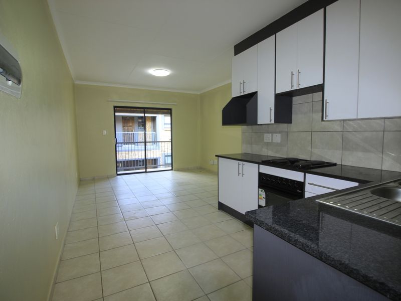 Apartment Rental Monthly In Benoni - Photo 7