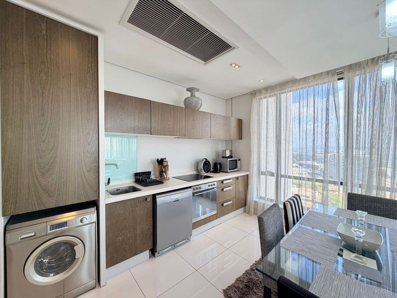 Apartment Rental Monthly In Sandton - Photo 3