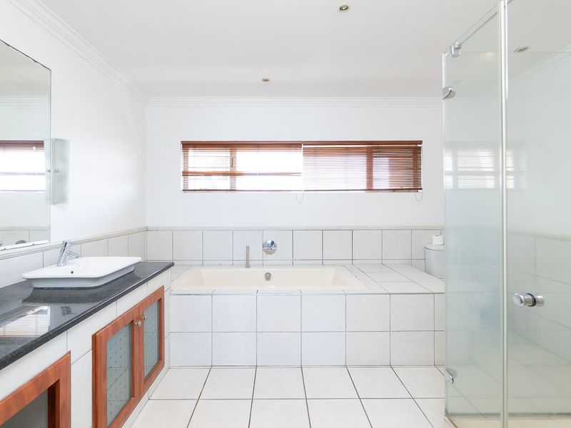 House For Sale In Amanzimtoti - Photo 6