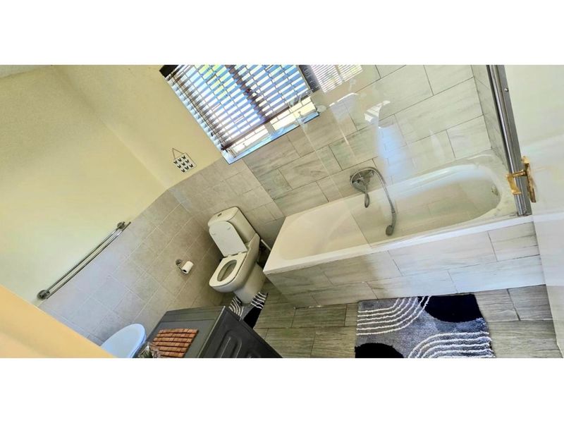 Apartment For Sale In Edenvale - Photo 6