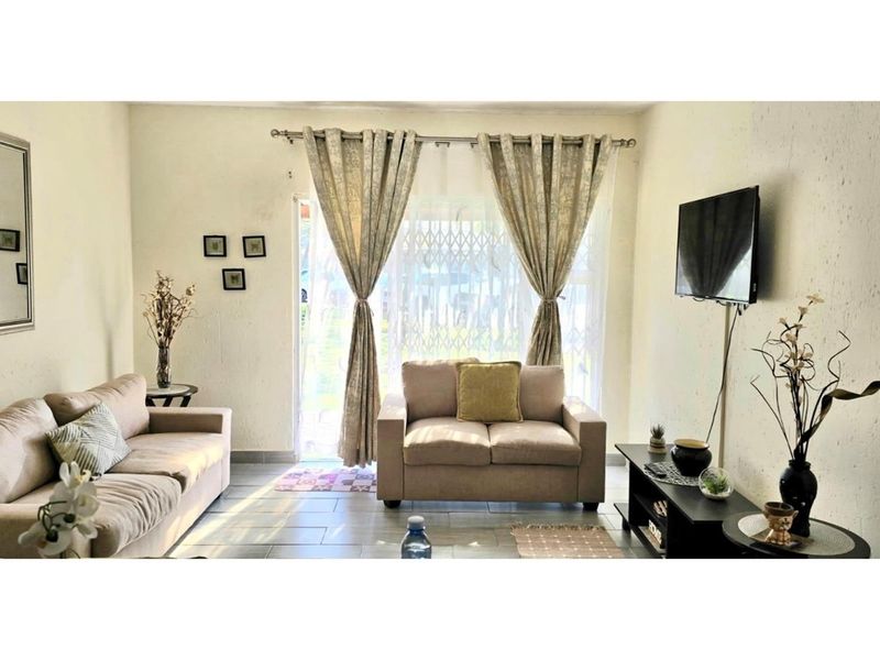 Apartment For Sale In Edenvale - Photo 5