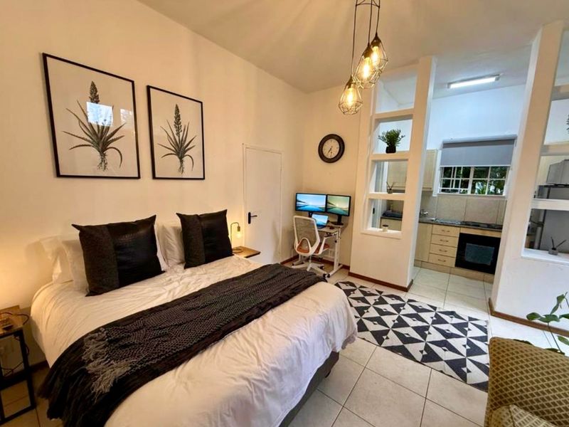 Apartment Rental Monthly In Sandton - Photo 1