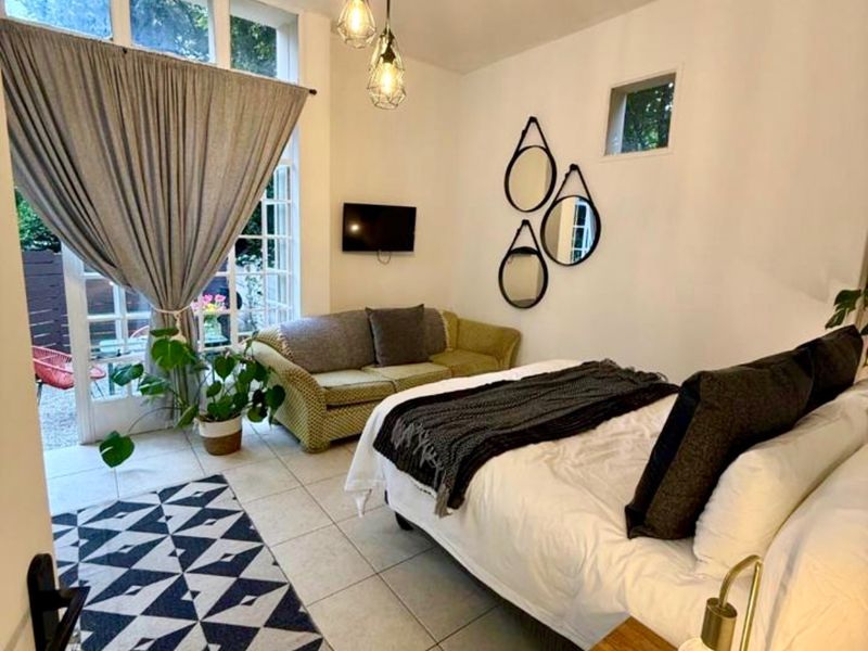 Apartment Rental Monthly In Sandton - Photo 9
