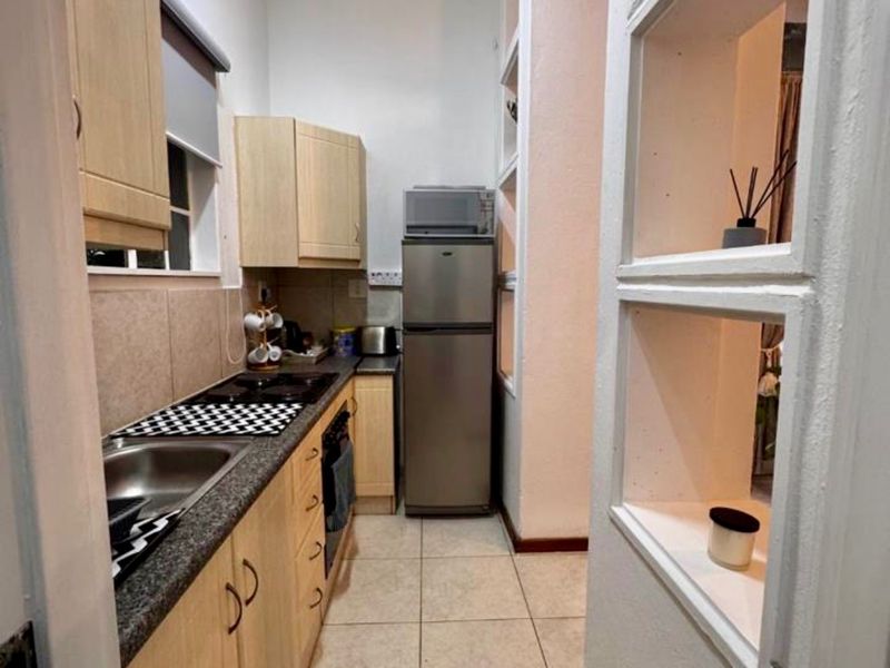 Apartment Rental Monthly In Sandton - Photo 8