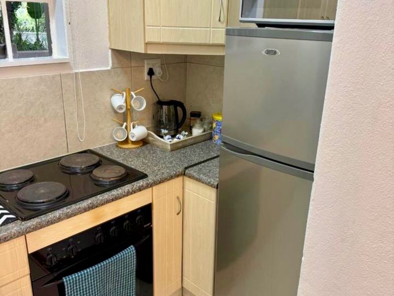 Apartment Rental Monthly In Sandton - Photo 7