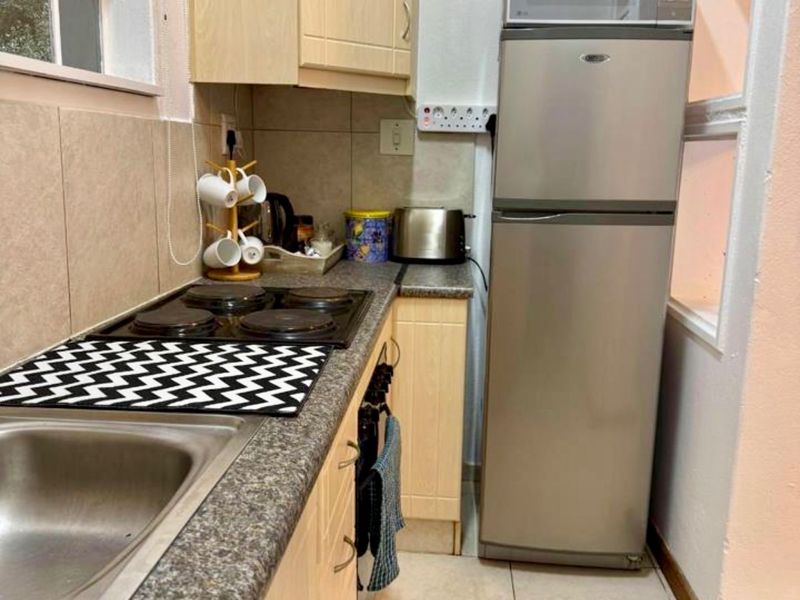 Apartment Rental Monthly In Sandton - Photo 6