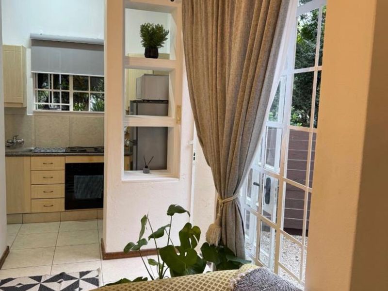 Apartment Rental Monthly In Sandton - Photo 2