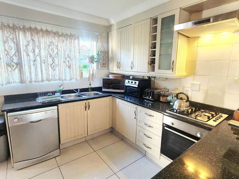 Apartment For Sale In Port Shepstone - Photo 10