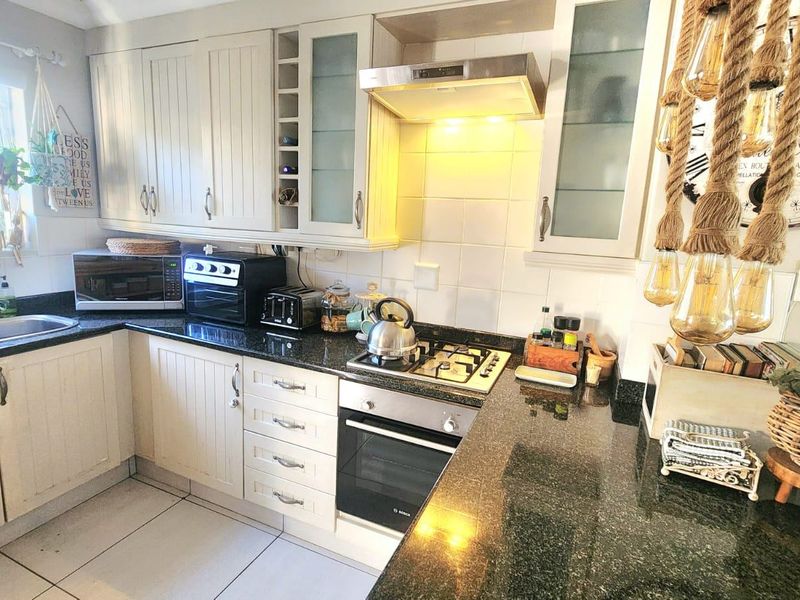 Apartment For Sale In Port Shepstone - Photo 9