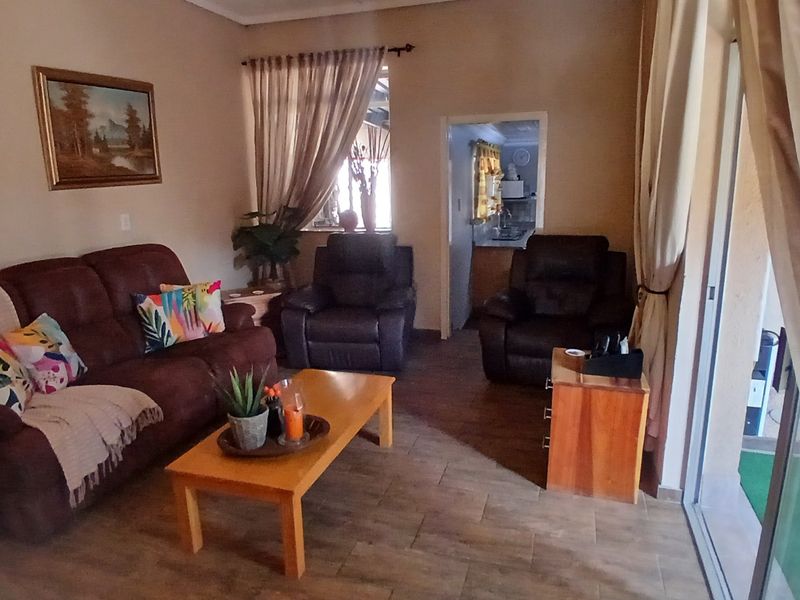 House For Sale In Brakpan - Photo 9