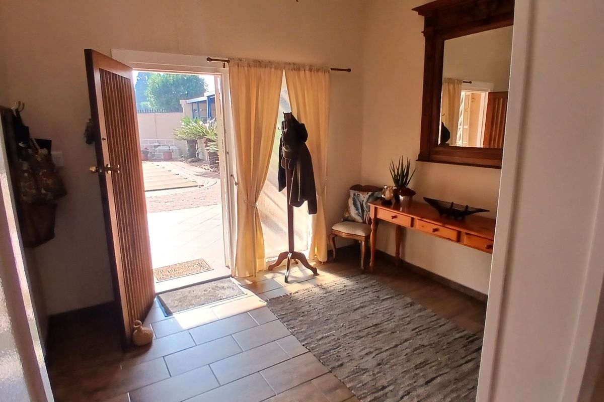 House For Sale In Brakpan - Photo 4