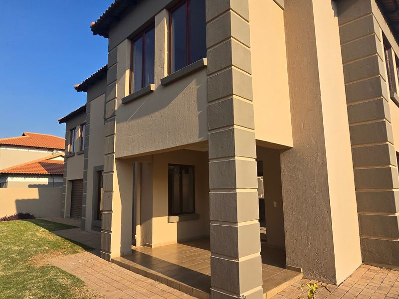 Cluster For Sale In Benoni - Photo 3