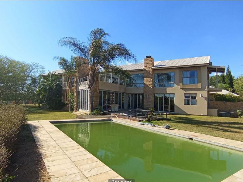House For Sale In Midrand - Photo 2