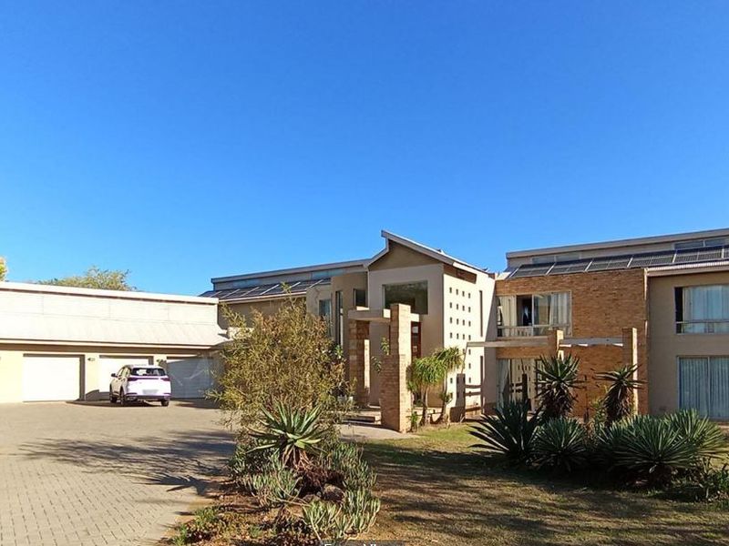 House For Sale In Midrand - Photo 1
