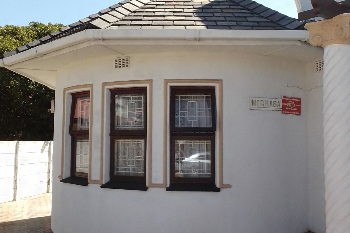 House For Sale In Parow - Photo 4