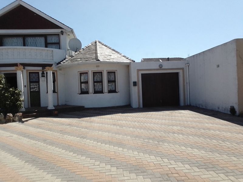 House For Sale In Parow - Photo 6