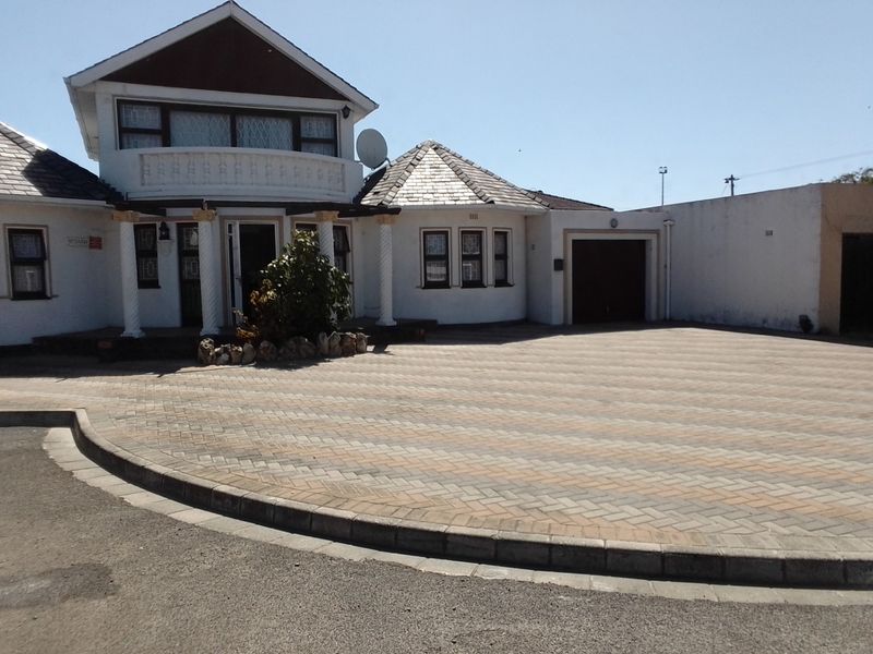 House For Sale In Parow - Photo 5