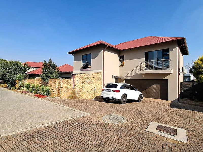 House For Sale In Sandton - Photo 2