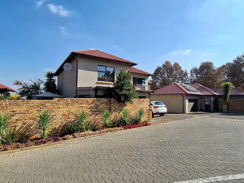 House For Sale In Sandton - Photo 3