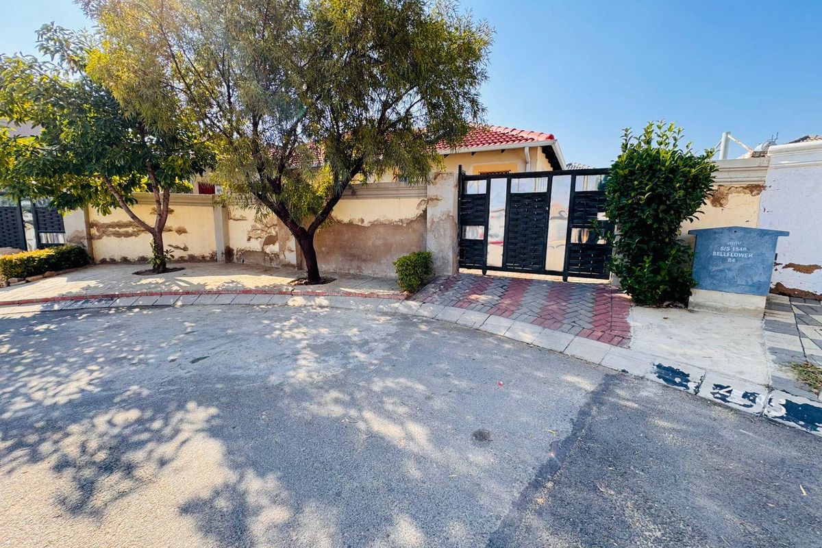 House For Sale In Midrand - Photo 4