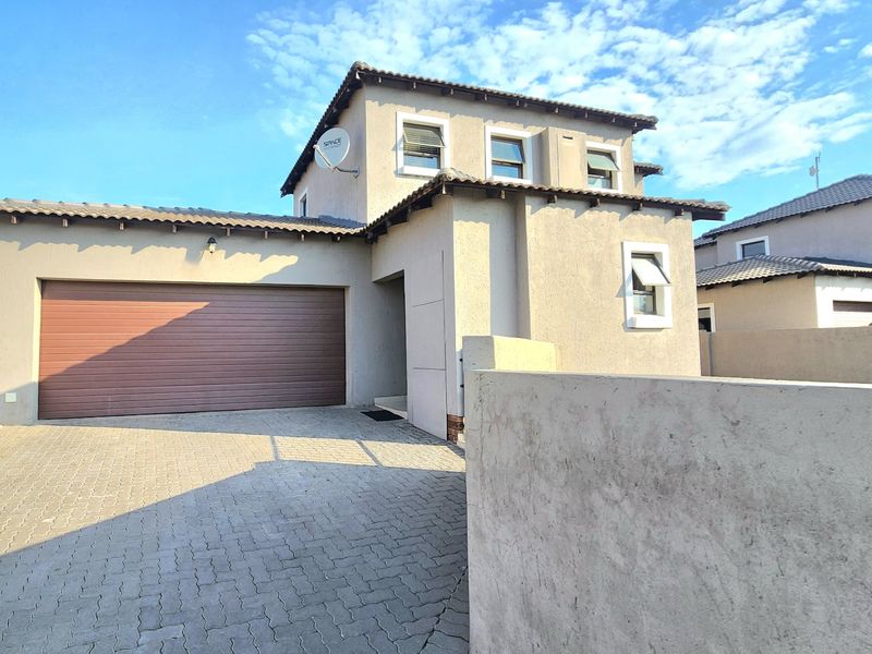 Cluster For Sale In Centurion - Photo 2