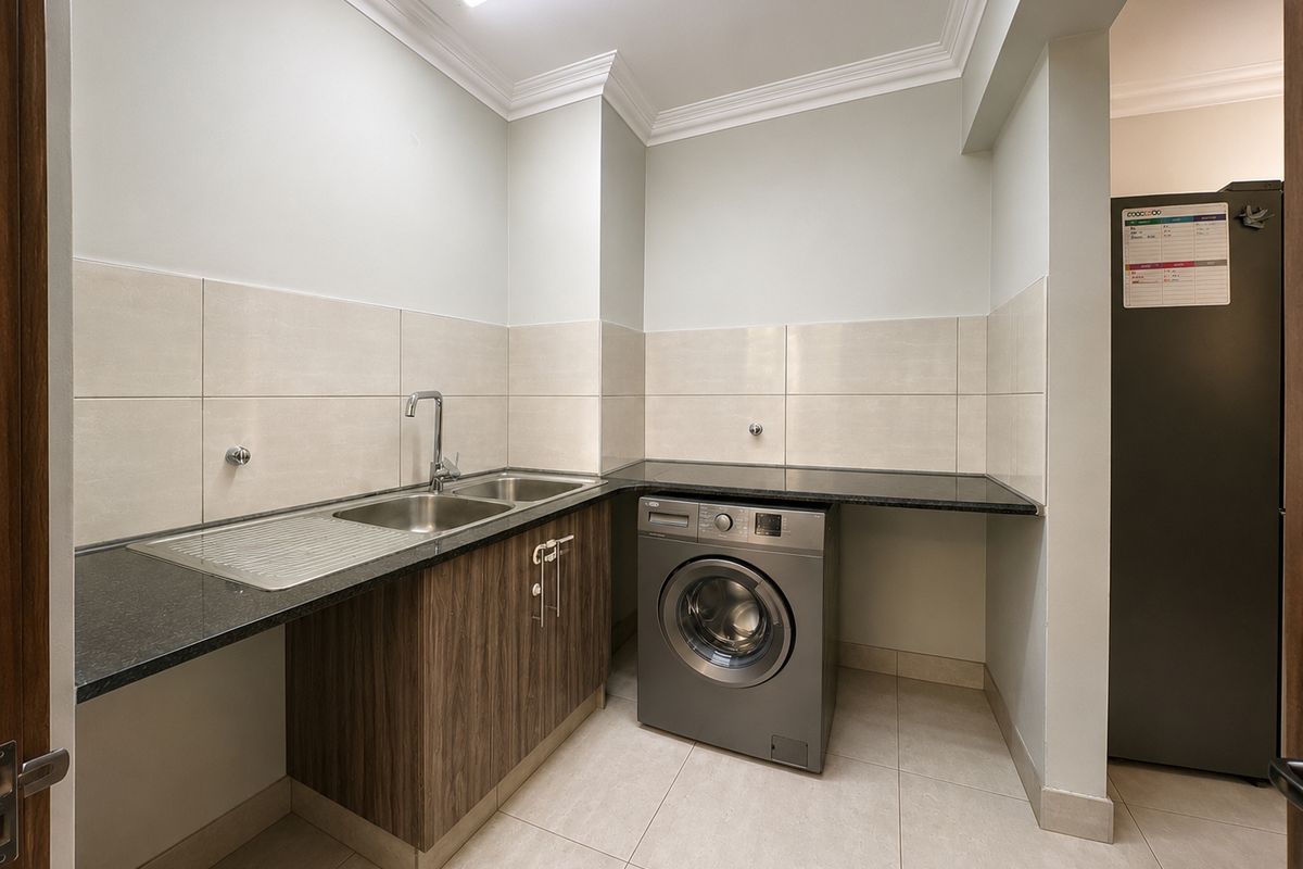 Townhouse For Sale In Pretoria - Photo 5