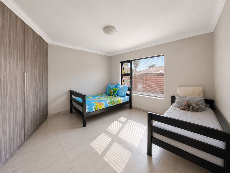 Townhouse For Sale In Pretoria - Photo 8