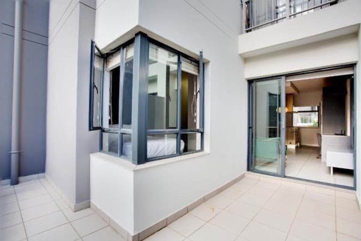 Apartment Rental Monthly In Sandton - Photo 5