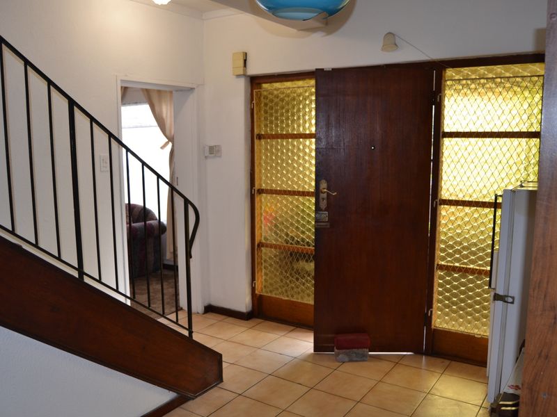 House For Sale In Bellville - Photo 2