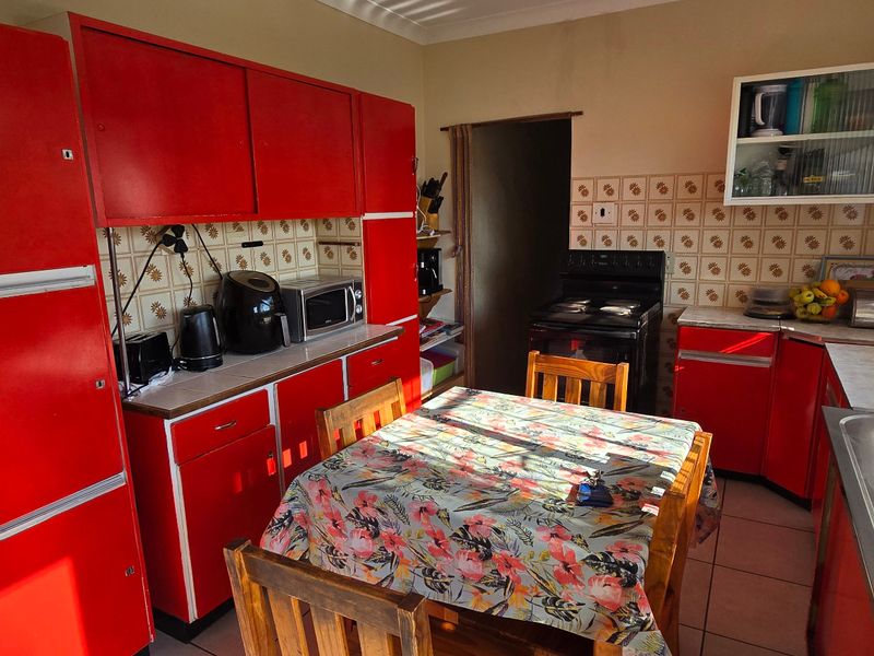 House For Sale In Benoni - Photo 4