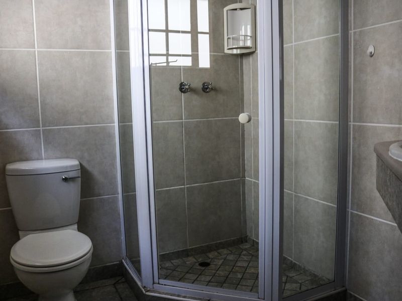Apartment Rental Monthly In Benoni - Photo 7