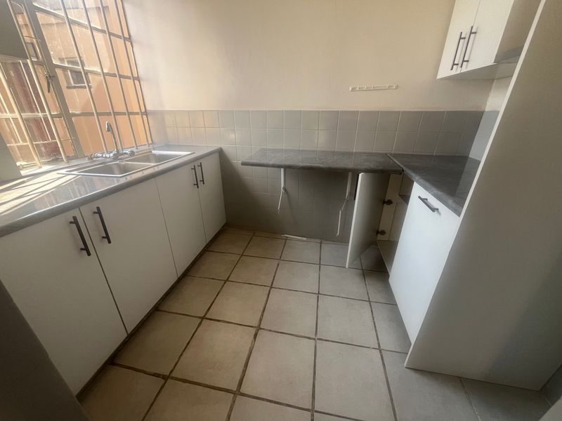 Commercial Rental Monthly In Roodepoort - Photo 4